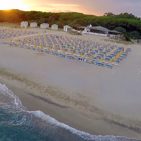 Villaggio Triton - Aurum 3* 塞利亚马里纳